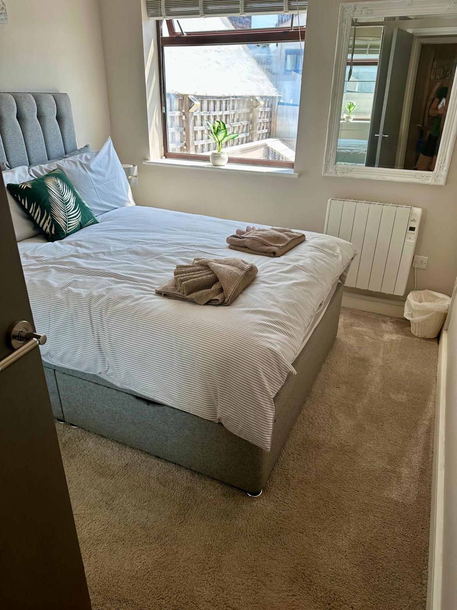 3 Bedroom Deganwy Sea View Beach House Ll31 المظهر الخارجي الصورة